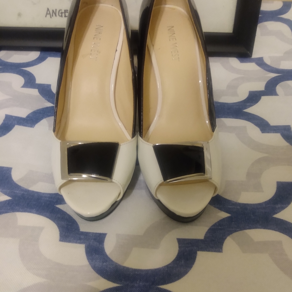 Shoes - Picture 2 of 2